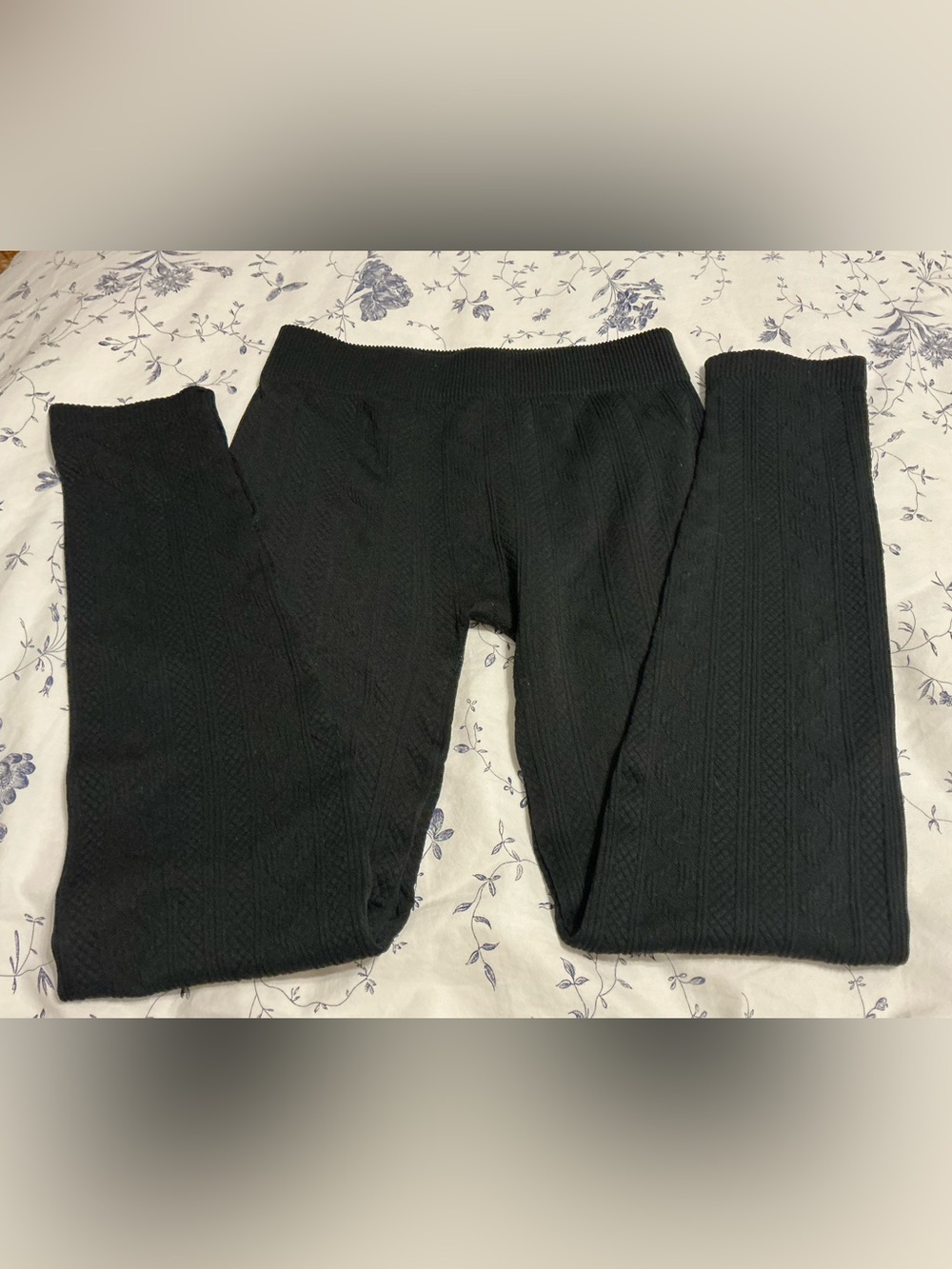 🎉3 for $15🎉 Black Cable-Knit Lined Leggings